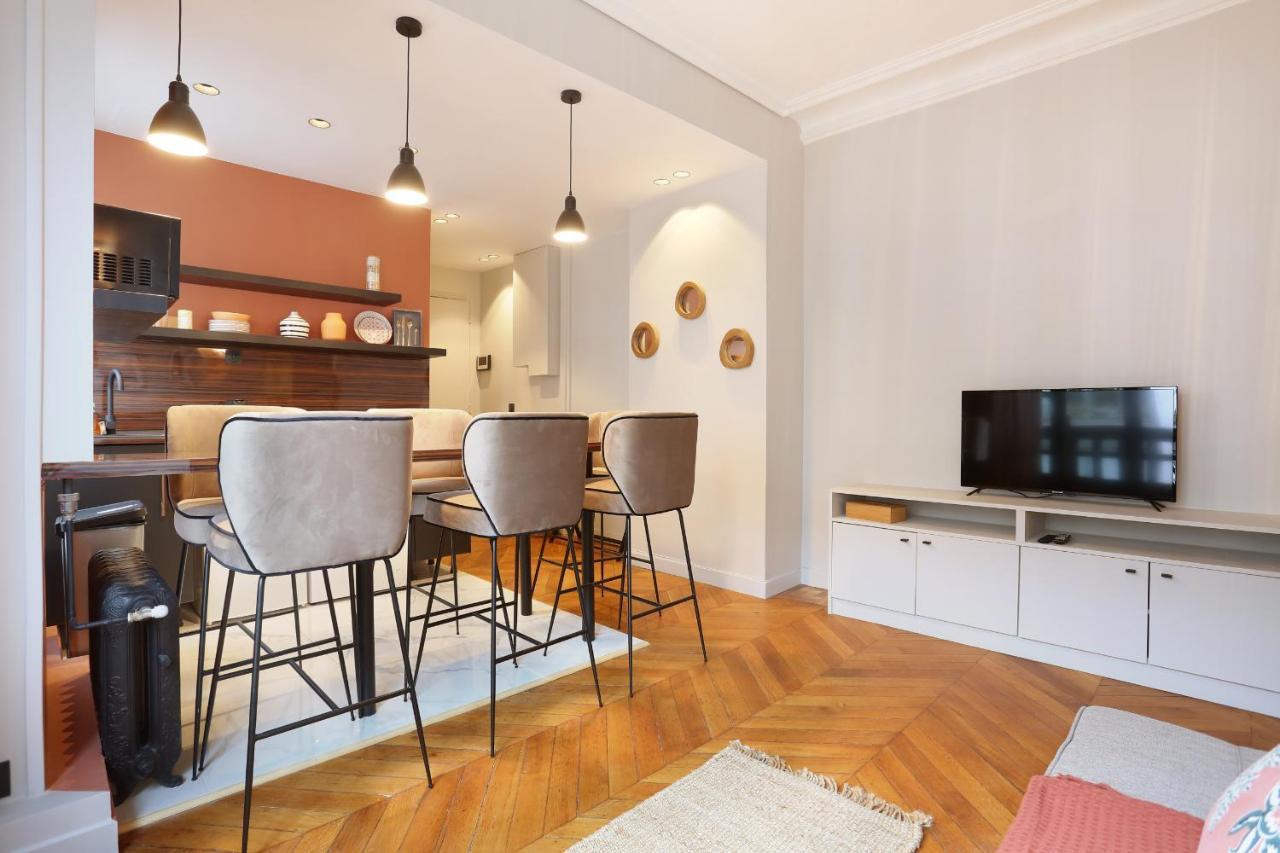 Apartment Center Of Paris By Studio Prestige Экстерьер фото