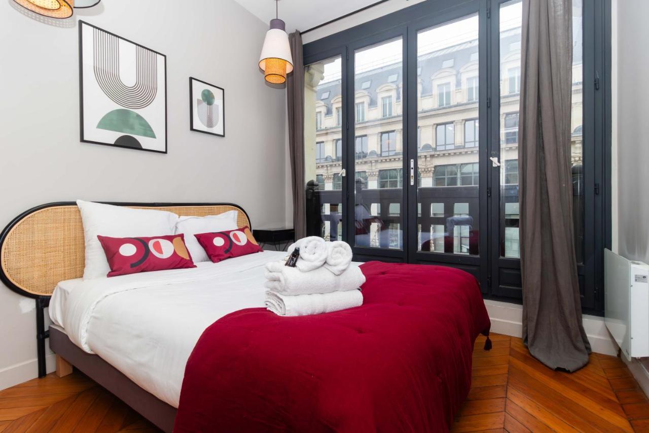 Apartment Center Of Paris By Studio Prestige Экстерьер фото