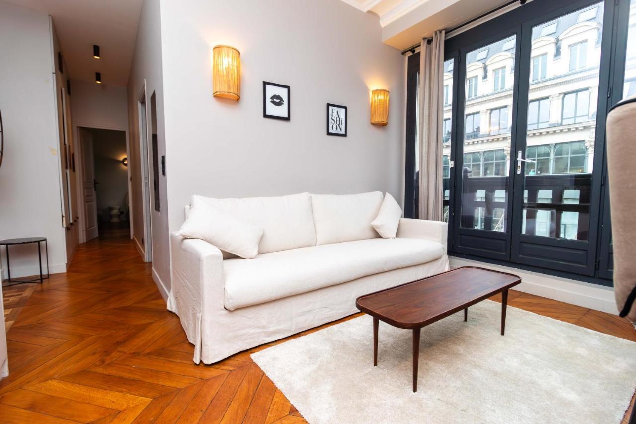 Apartment Center Of Paris By Studio Prestige Экстерьер фото